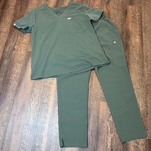 Figs Olive Green Scrub Set